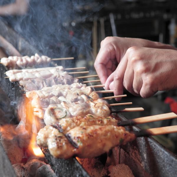 Enjoy a luxurious time with the delicious [Yakitori] that is full of commitment.