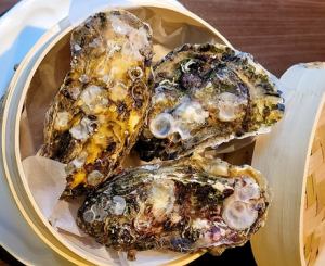 Steamed oysters 3 pieces