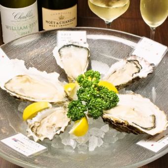 [Every Tuesday is Oyster Day] All-day happy hour: raw oysters for 350 yen each! (Dinner time only)