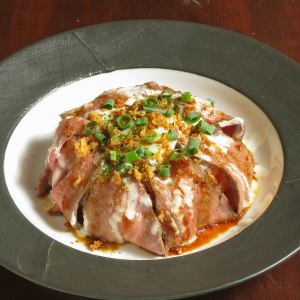 ローストビーフのライスボウル～温玉乗せ