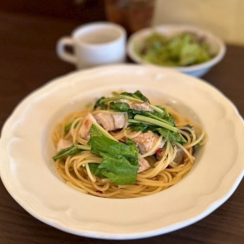 月替わりパスタランチセット～鯖とルッコラのペペロンチーノ