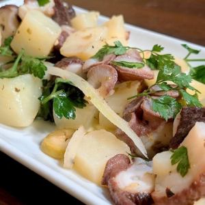 タコとじゃが芋のサラダ