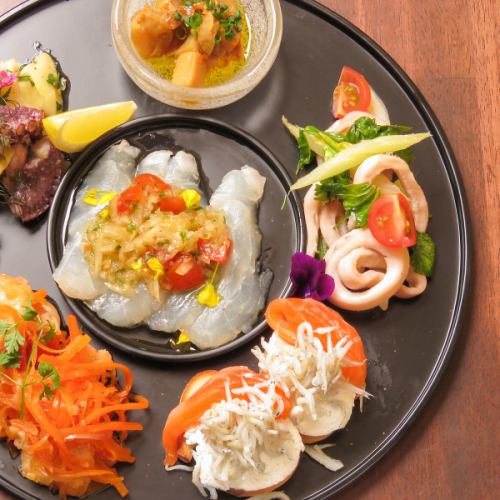 多種多様なSEAFOOD　【魚介のアンティパストミスト】