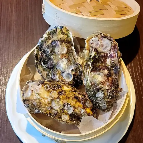 牡蠣の蒸篭蒸し 4Pieces