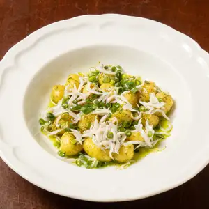 しらすと大葉ジェノベーゼのニョッキ