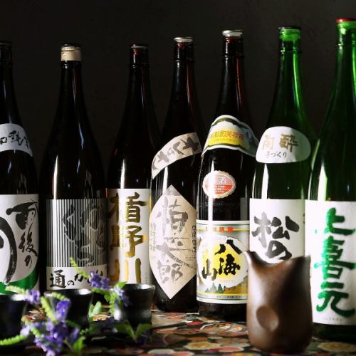 日本酒や焼酎など銘柄も豊富