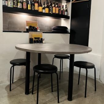 4～6名様席は1つございます！