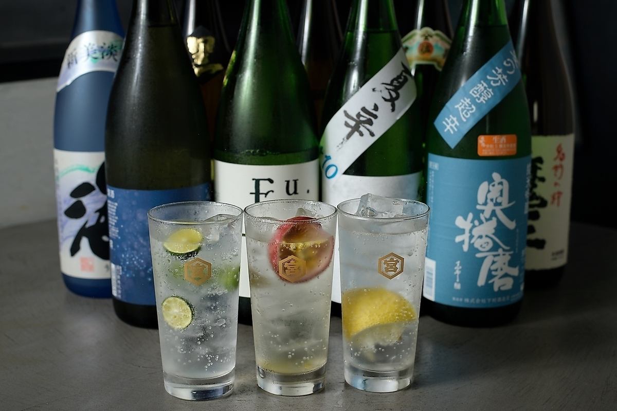豊富なおつまみと豊富な種類の日本酒、焼酎が相性抜群！！