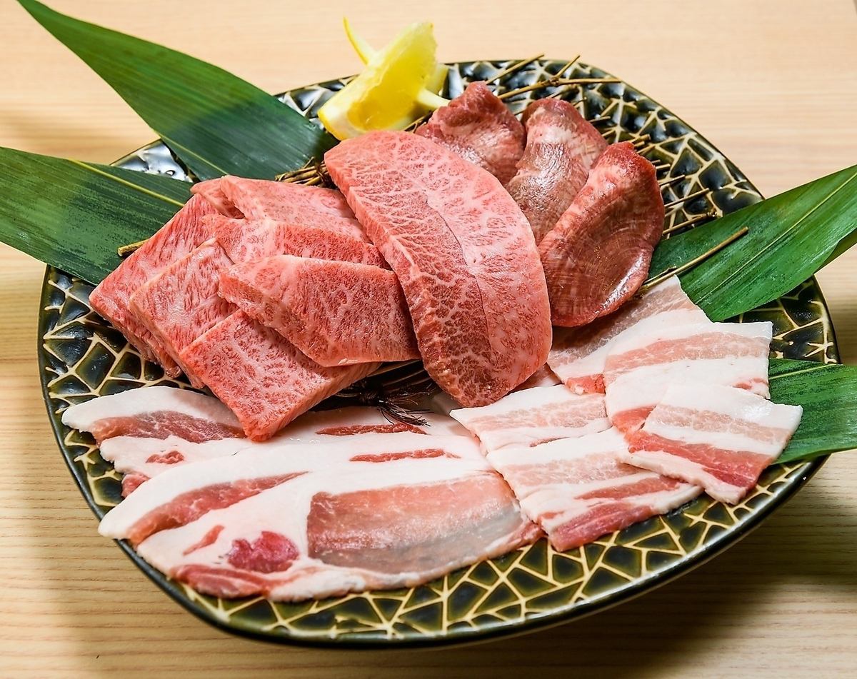 The more you chew, the richer the flavor spreads out in your mouth♪Enjoy the variety of meats!