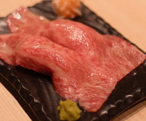 Meat sushi