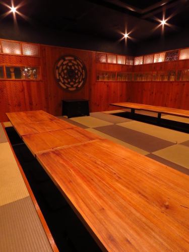 On the 2nd floor, all seats are private rooms with sunken kotatsu seats! Recommended for important occasions such as entertainment or entertaining guests from outside the prefecture! The sunken kotatsu seats with comfortable footrests allow you to relax and enjoy your meal♪ Recommended for entertaining and all kinds of banquets. ◎
