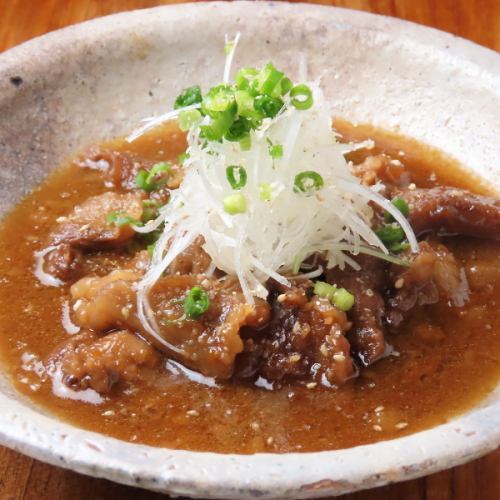 牛筋味噌煮込み