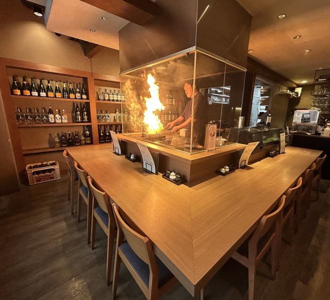 [For a wide range of occasions!] Our quiet and relaxed restaurant offers a relaxing space for entertaining, dating, or when you just want to have a quick drink.We have counter private rooms available, so you can use it for a wide range of occasions.