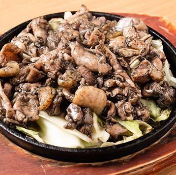 名物の【地鶏炙り焼き】は絶対！！部位の種類豊富で嬉しい！