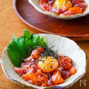 海鮮ユッケ