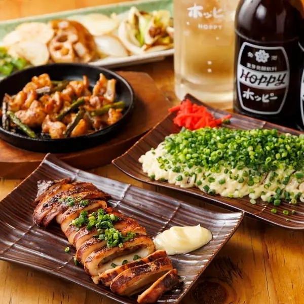 馬場横丁では昔ながらの居酒屋メニューから人気の屋台メニューなど70種類をお楽しみいただけます。