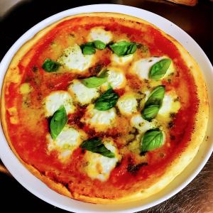 Mozzarella and Basil Margherita