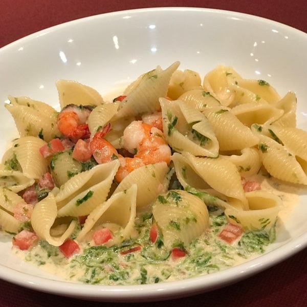 本日のパスタ 〈例〉本格パスタ　～小海老と生ノリクリームのコンキリエ～
