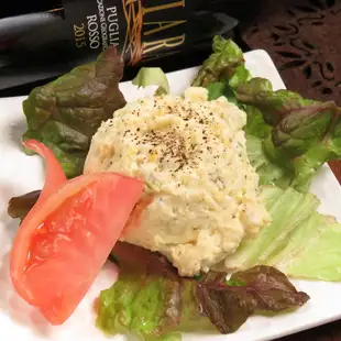 オリビエ（イラン風ポテトサラダ）
