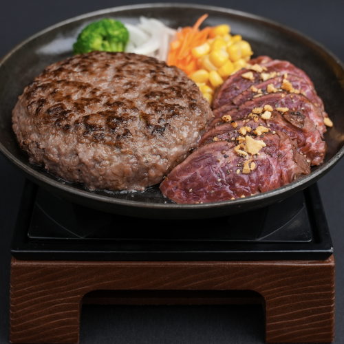 とろけるハンバーグと熟成ハラミステーキのコンボMサイズ[150g/80g]セットCombo