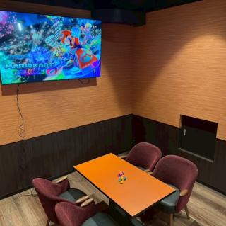 VIPルーム貸し切り時、スクリーンのご利用も可能です！詳細は店舗までお問合せください。最小4名～30名※曜日や時間帯により貸切最低単価ございます。