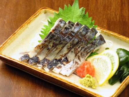 Grilled marinated mackerel sashimi