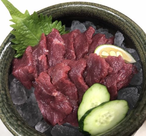 赤身馬刺し