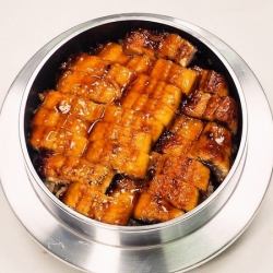 Special boiled eel pot rice