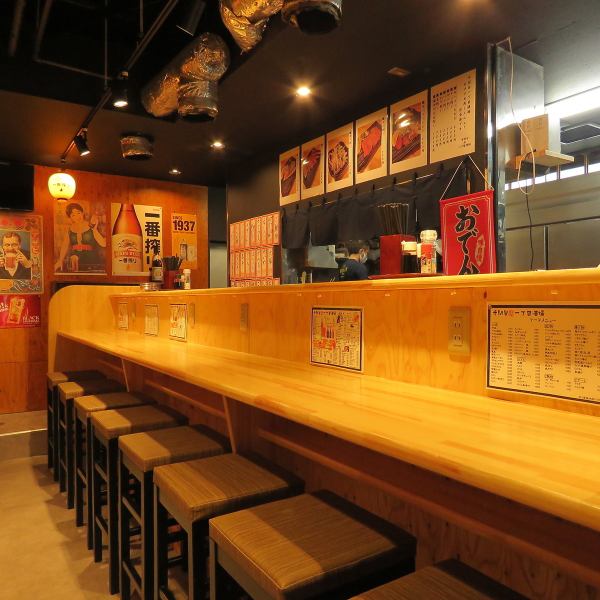 [Counter seats] We have counter seats that even one person can feel free to visit.For a drink on the way home from work or for a date ◎ You can feel free to use it even by yourself! Please feel free to drop by for a little drink or just for a drink on your way home.