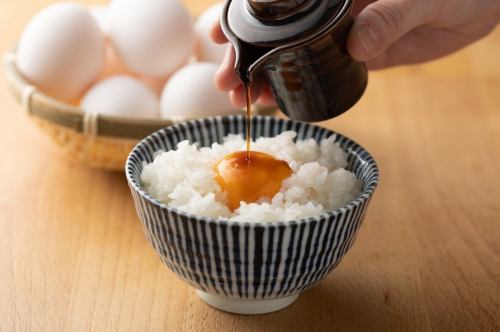 生卵、とろろ、唐揚げでカスタマイズ！