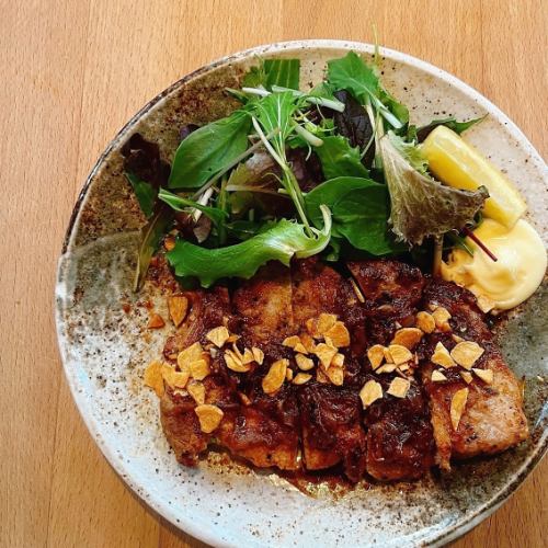 【限定10食】厚切り豚ロースソテー～にんにく生姜焼き風ソース～定食