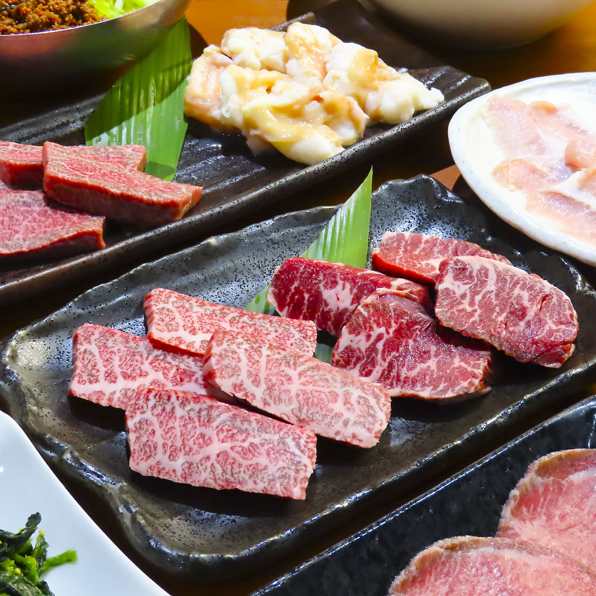 炭火で焼き上げるこだわりの焼肉をお値打ち価格でご提供♪