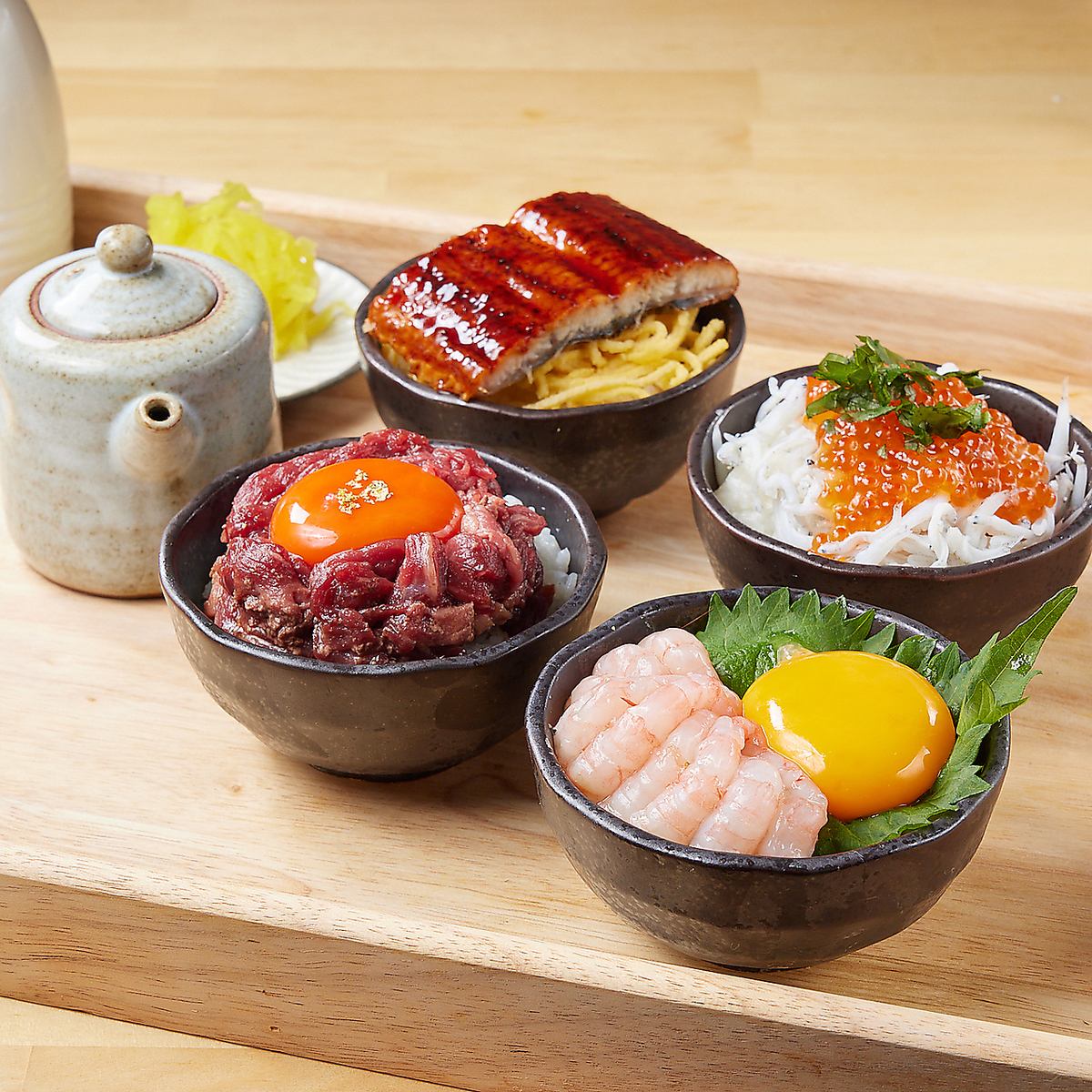 We have started a small bowl lunch where you can eat a little bit of a luxurious rice bowl ♪