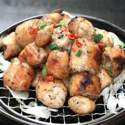 【居酒屋定番】白コロホルモン炭火焼