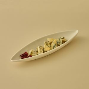 Gorgonzola Picante with Honey and Black Pepper