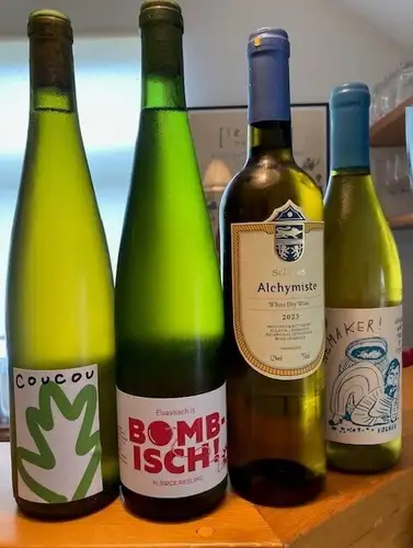 ワインを50種類ほどご用意