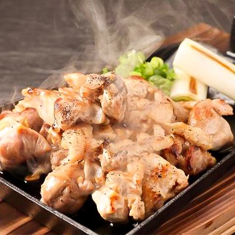 【慶功宴套餐】3道菜與無限暢飲，3000日元！