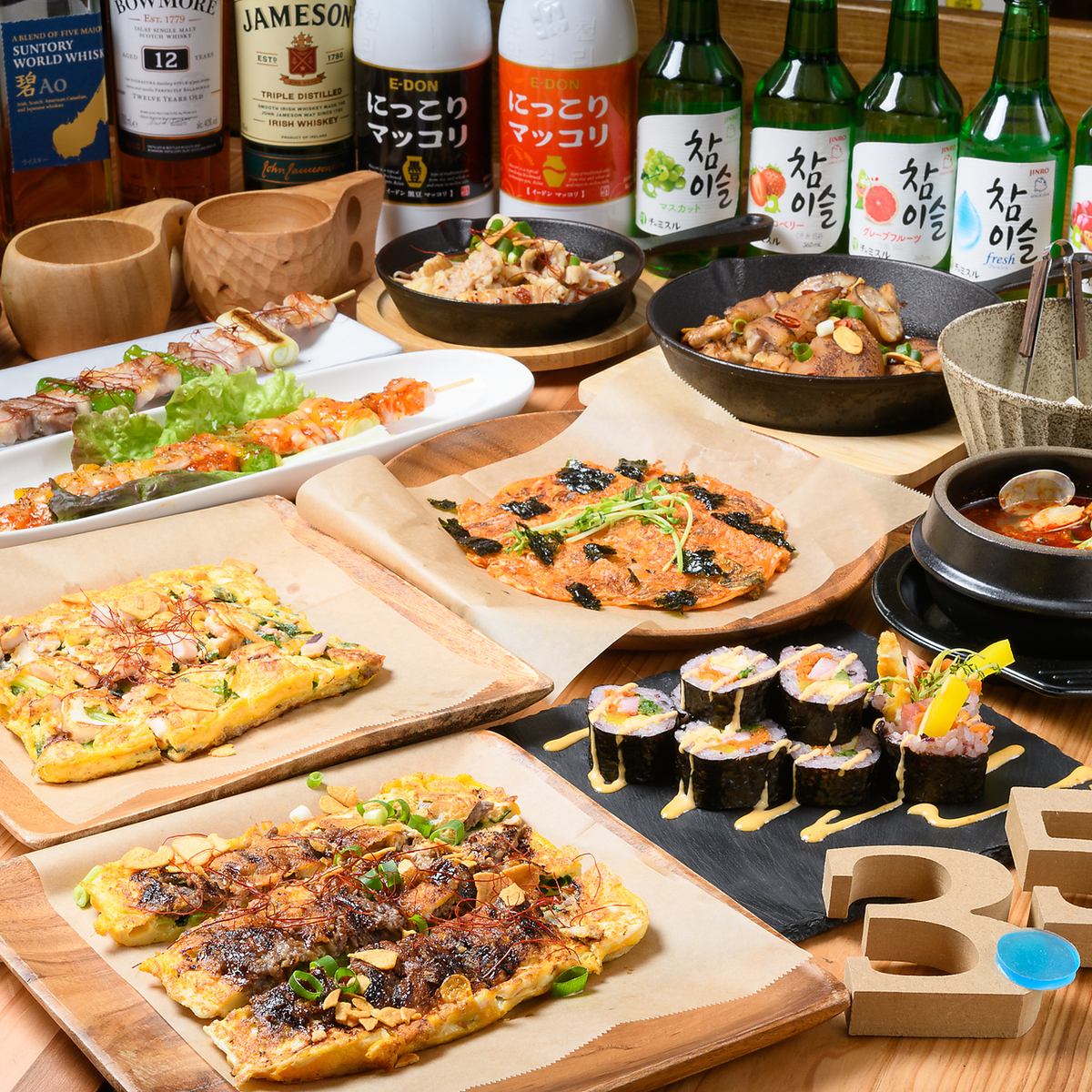 在可以感受到木头温暖的舒适空间中提供精致的chijimi和受欢迎的韩国料理◎
