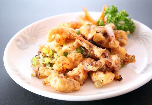 Fried squid with Japanese pepper