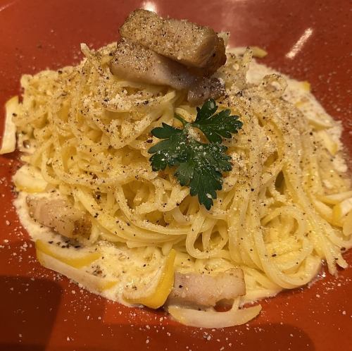 自家製ベーコンと山椒の和風冷製パスタ