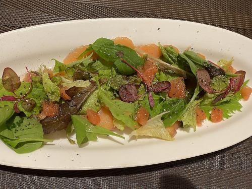 【さっぱり前菜から◎】「本日のカルパッチョ」/1408円（税込）