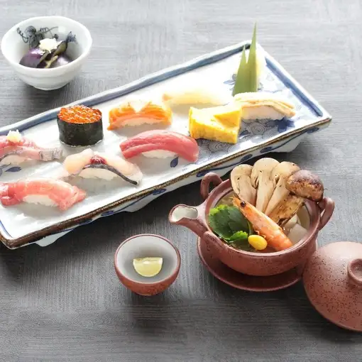 松茸土瓶蒸しとにぎり寿司～【2026年9月1日～2026年11月8日まで】