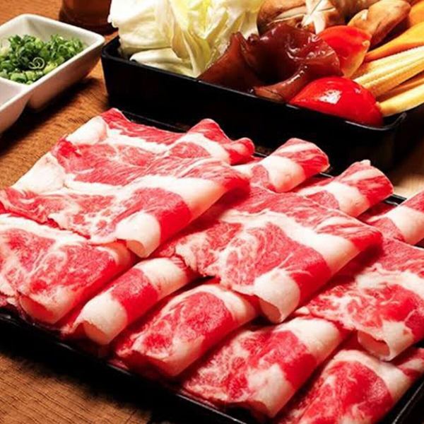 【こだわりの厳選食材】　肉