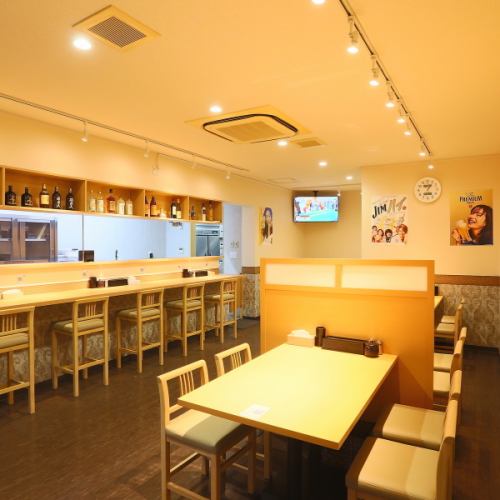 <p>【多様なメニュー】焼鳥、牛串、焼き豚串など、豊富な串メニューが揃っているため、肉好きにはたまらない選択肢があり、飽きずに楽しむことができます。</p>