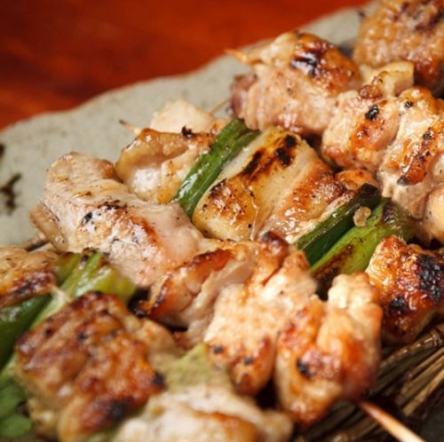 寿司だけじゃない！こだわりのサイドメニュー人気な焼き鳥や天ぷらも有り！
