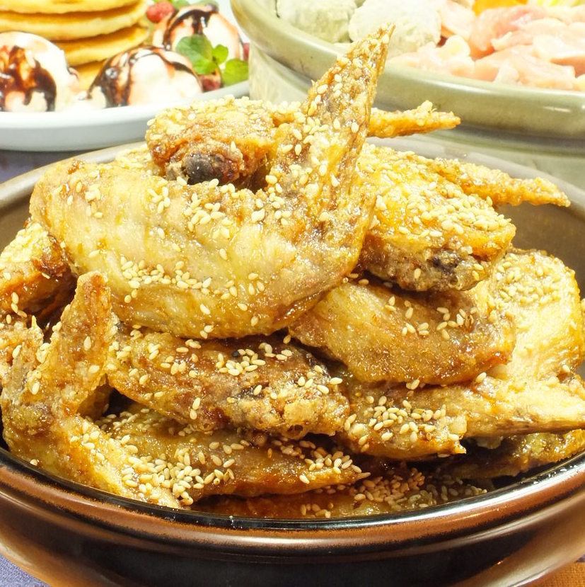 Brocken Tavern's Popular Juicy Chicken Wings for Years