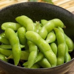 Green soybeans / homemade tofu cold tofu