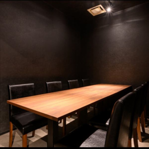 ★少人数でのご利用にも最適★【宴会は何名様でも完全個室対応可能】2名様から最大30名様迄、人数に合わてご利用可能な個室をご用意しております！