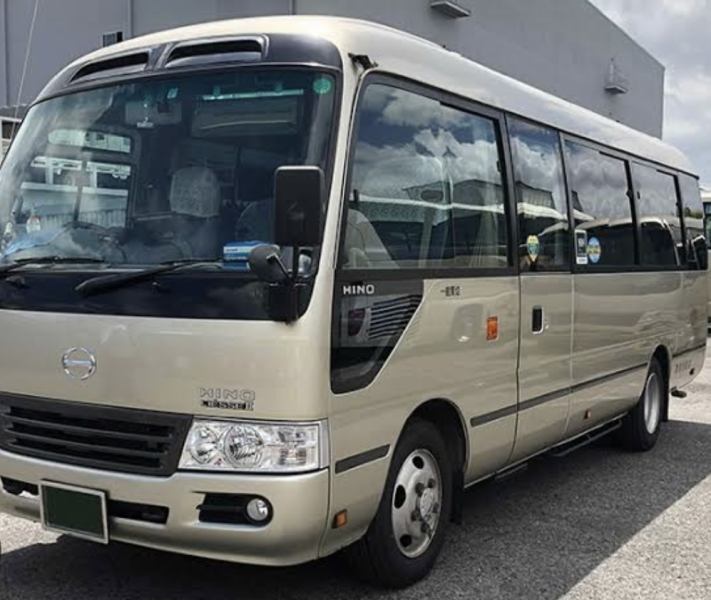There is a free shuttle bus for banquets, and free transportation is available for reservations for 8 or more people.Please feel free to contact us.A spacious banquet hall with 8 comfortable table seats.This is an izakaya with 6 counter seats.There are also private rooms available.The concept is a festival.