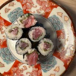 大葉香る鉄火巻き